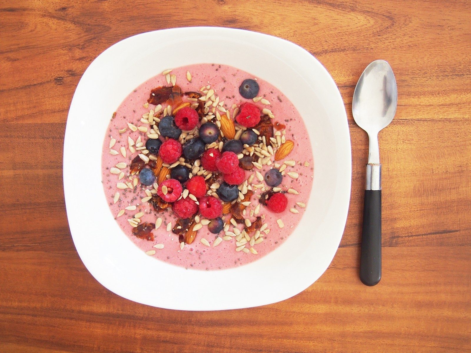 Recipe: Breakfast Smoothie Bowl