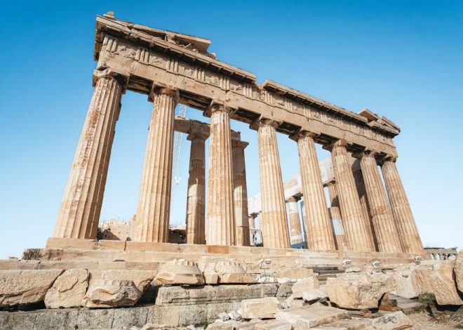 Finding Cheap Flights to Greece: Booking Strategies and Seasonal Price Analysis 2024-2025