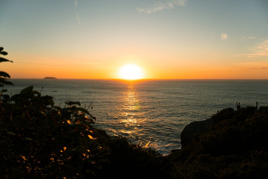Cornwall in Early Spring: Coastal Paths, Fishing Villages and Quiet Beaches